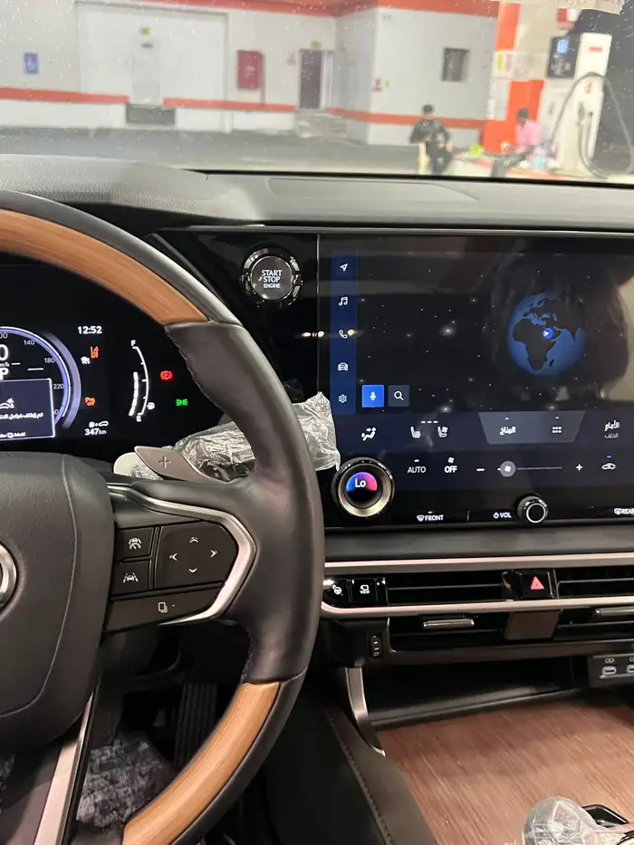 لكزس سعودي BB 2024 . شبه الاصفار 32