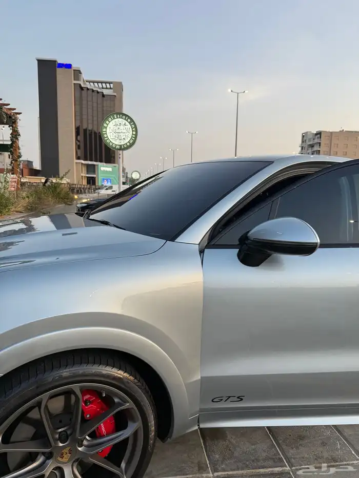 للبيع بورش كاين gts 17