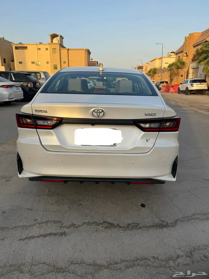 تويوتا يارس 2024 1
