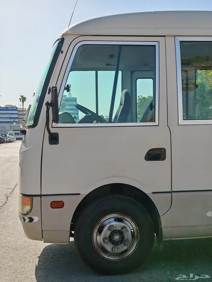 باص ميتسوبيشي ديزل 30 راكب 8