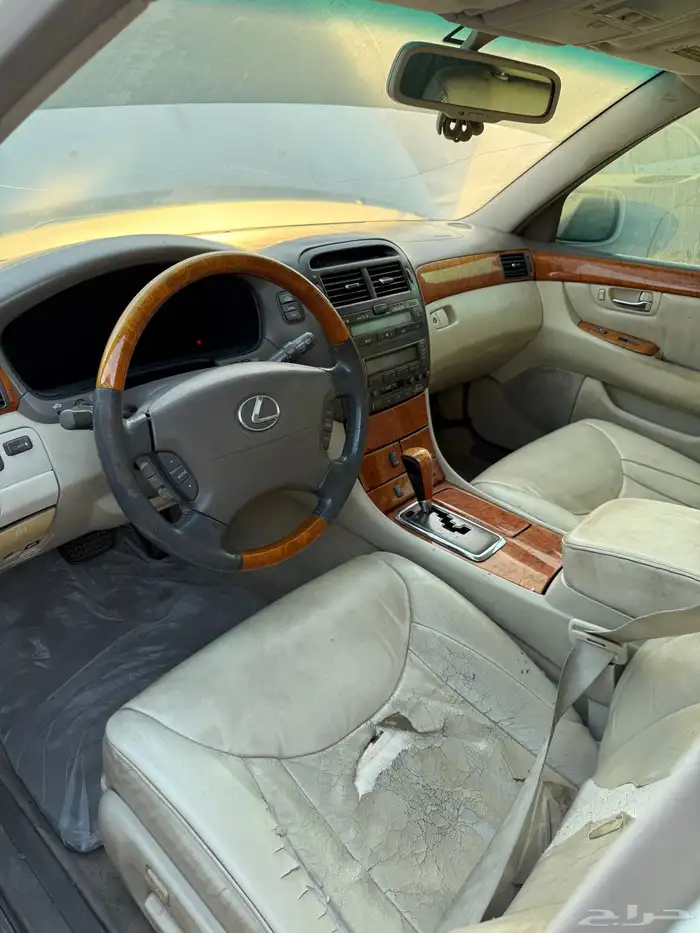 للبيع قطع غيار تشليح لكزس Ls430 من مديل 2001الى 2006 2
