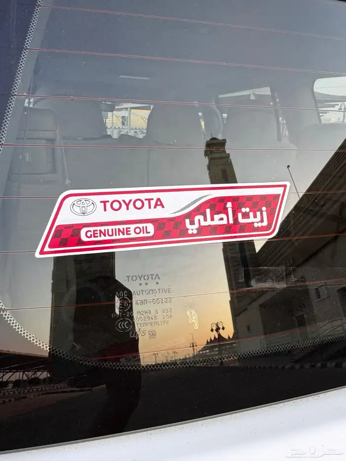 لاندكروزر تورينق 2021 V8 سعودي ( مخزن) بحالة المصنع 43