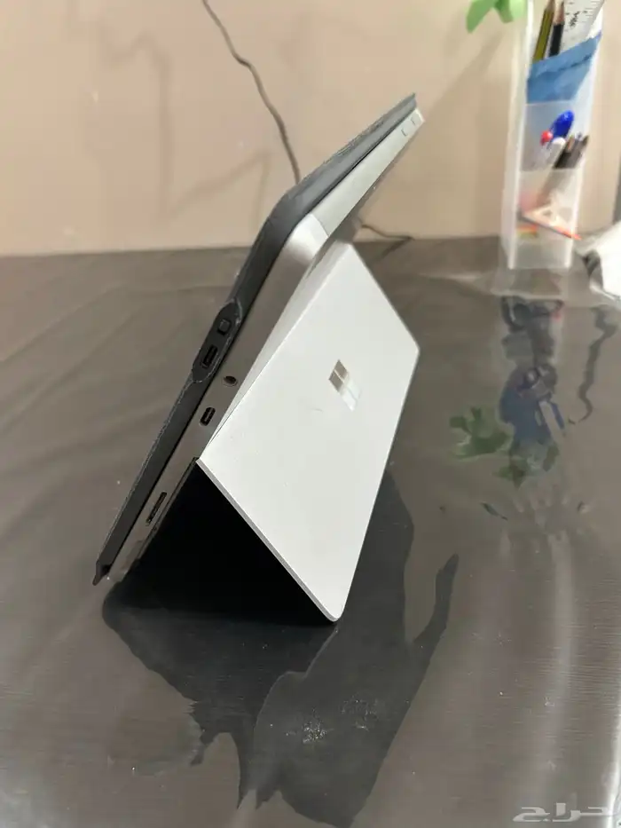 تابلت ميكروسوفت غو 8 256 2