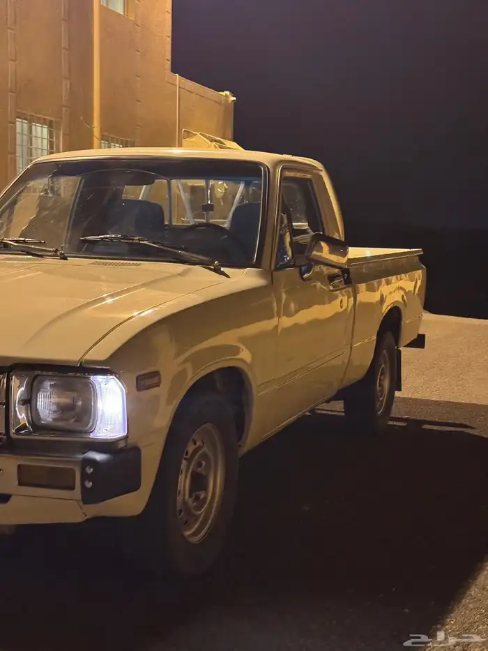 هايلوكس 81 6