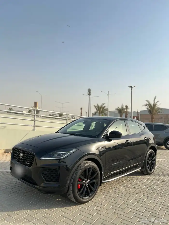 جاكوار E pace 2024 0