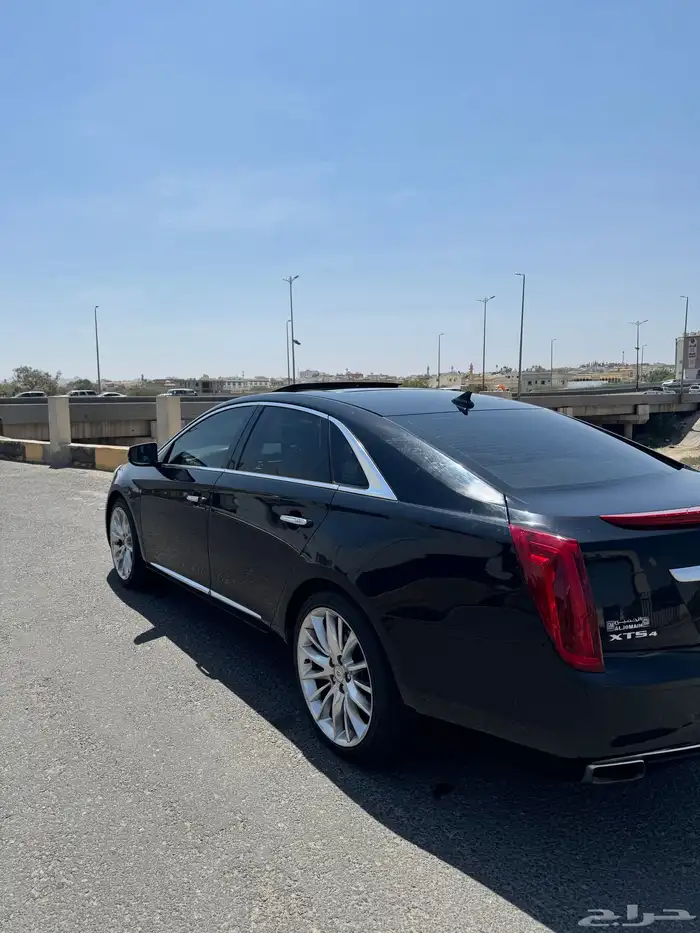 كاديلاك xts فل كامل بلاتينيوم ممشى قليل 5