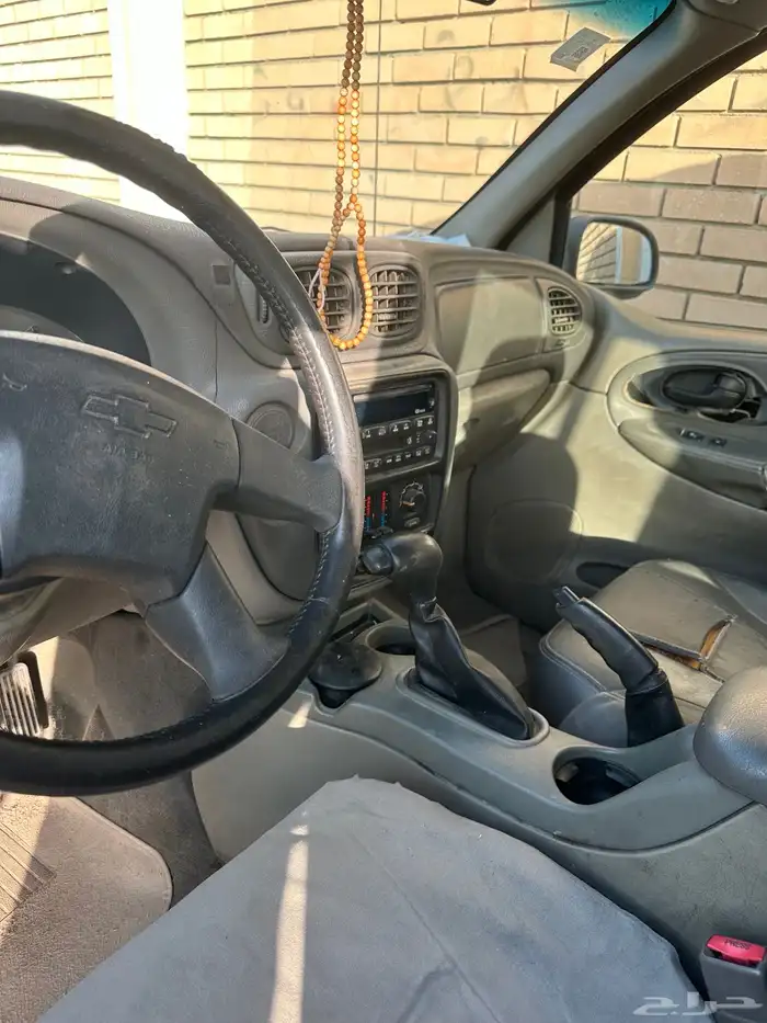 سيارة شيفروليه تريل بليزر 2003 Chevrolet trail blazer 4