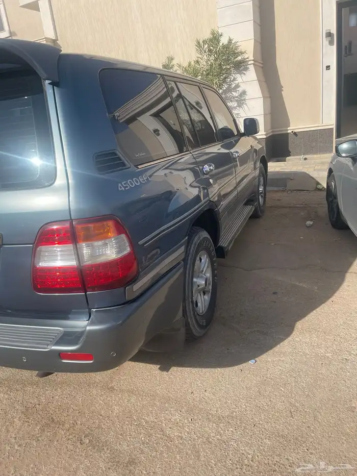 لاندكروزر 2006 1