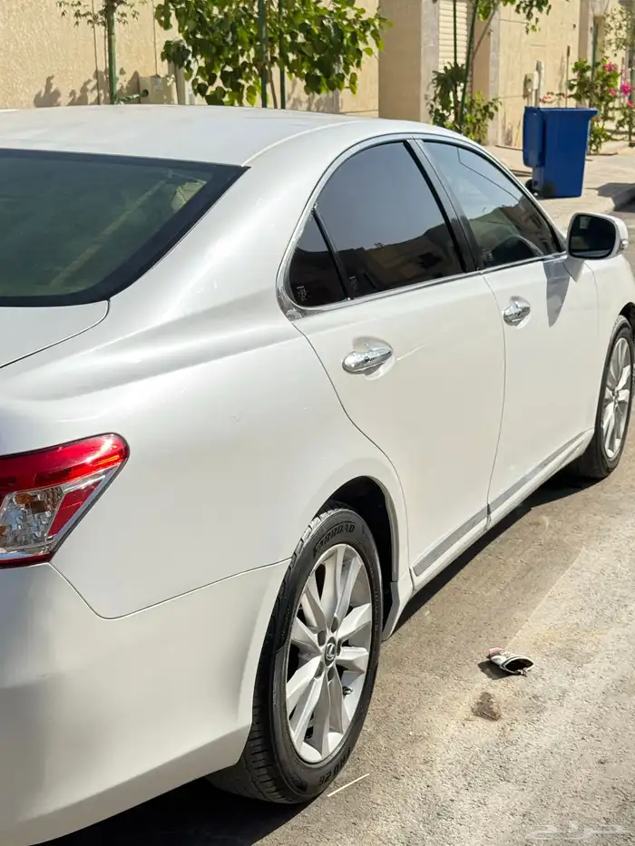 لكزس 2012 es حجم 350 6
