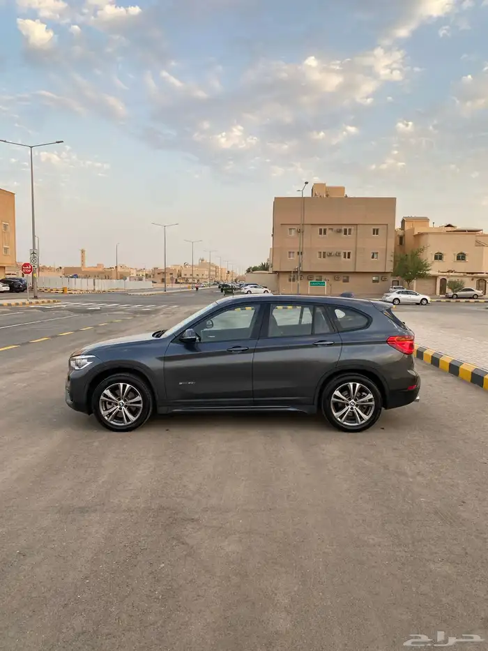 BMW X1 2016 بحالة الوكاله 6