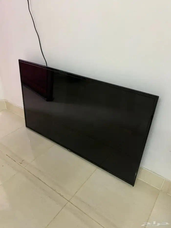 شاشة 48 بوصة ugine 0