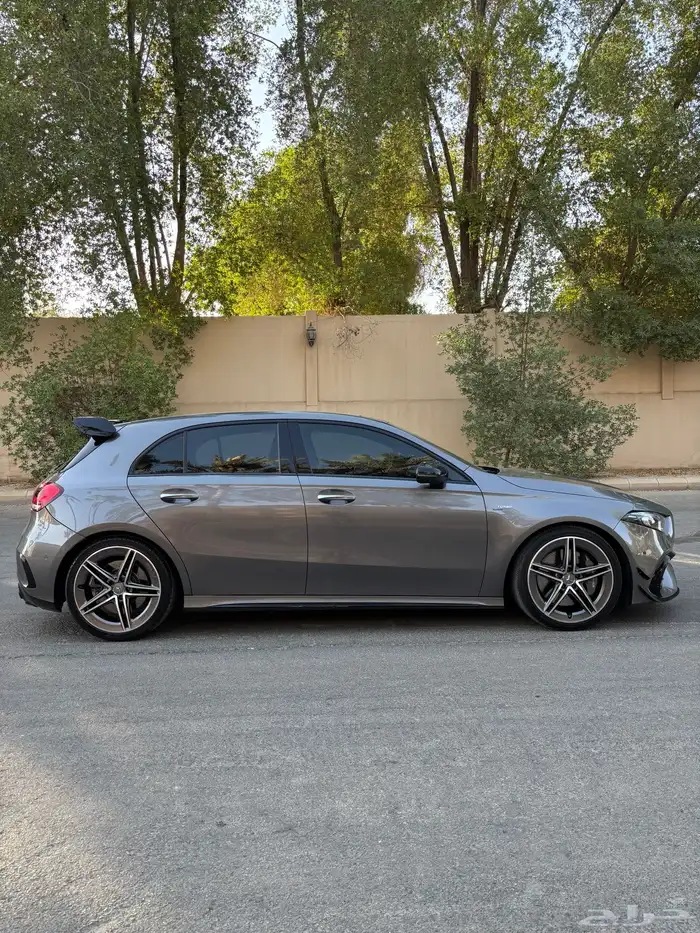 مرسدس AMG فئة A45 موديل 2021 1