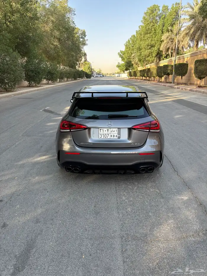 مرسدس AMG فئة A45 موديل 2021 3