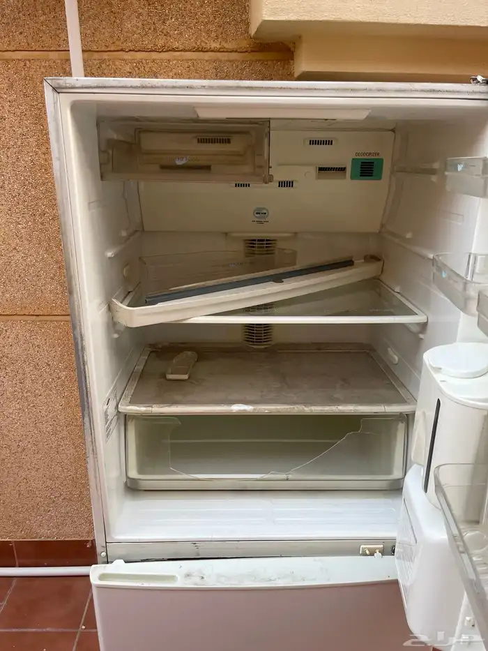 ثلاجة للبيع قطع غيار 1