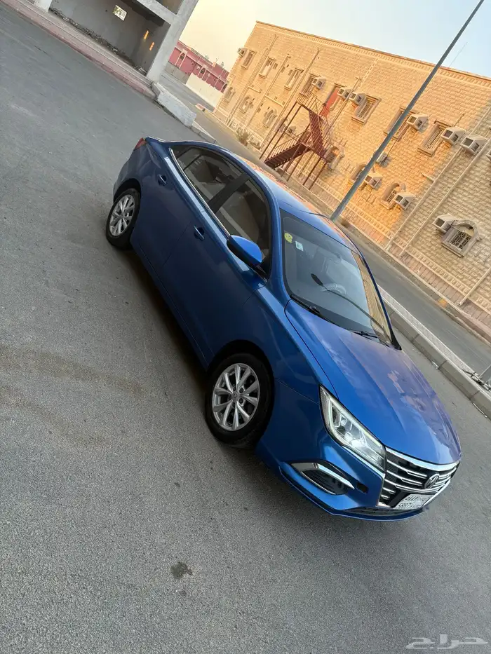 ام جي 5 12