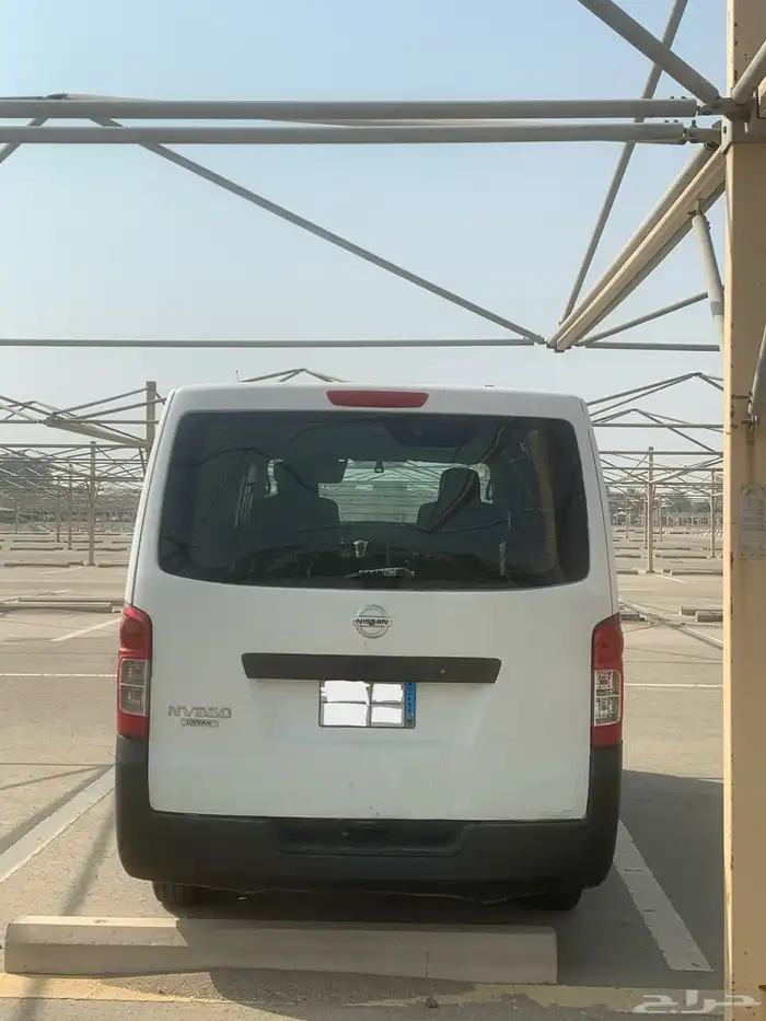 باص نيسان اورفان 2016 4