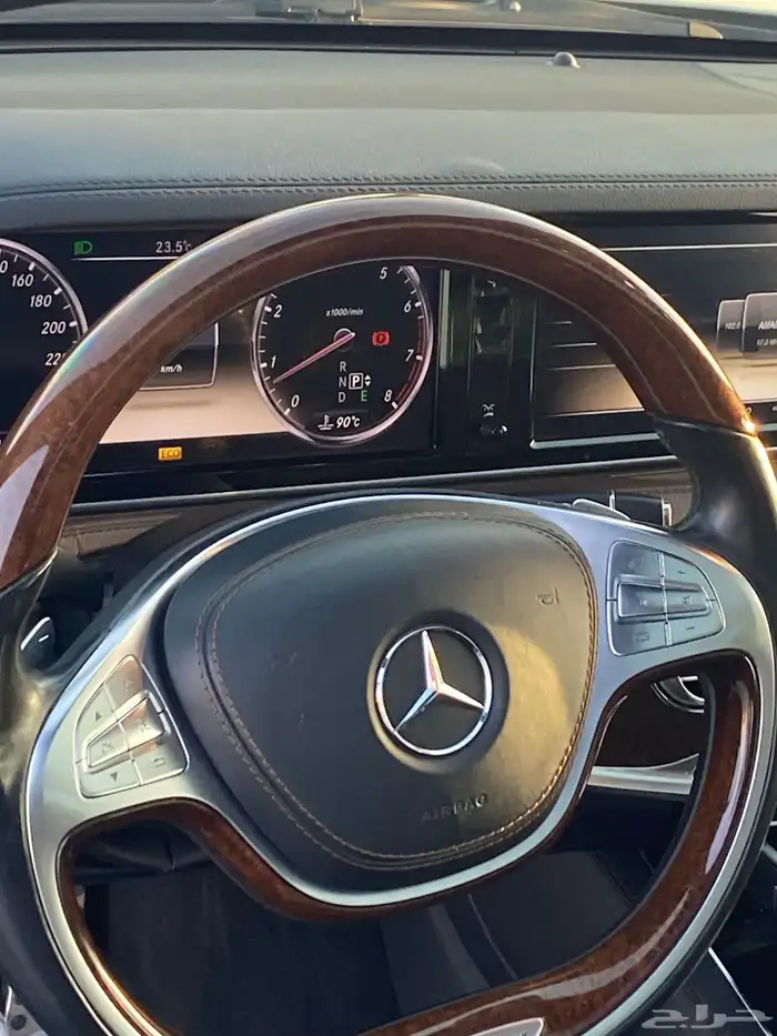 يخت مرسيدس 2014 c400 نظيفة مخزنه 4