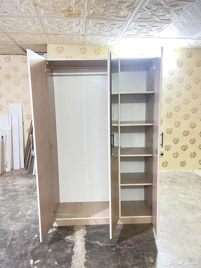 هذه الدواليب الأخشاب تايلاندية شغل وطني 0