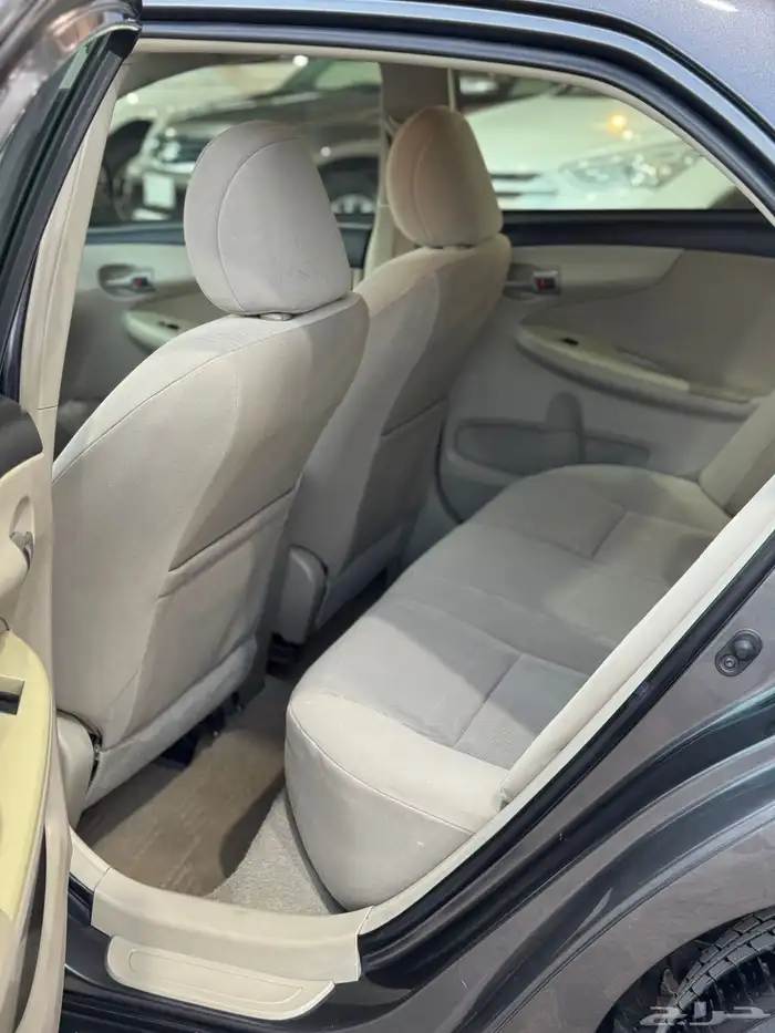 تويوتا كورلا 2013 مخزنة 27