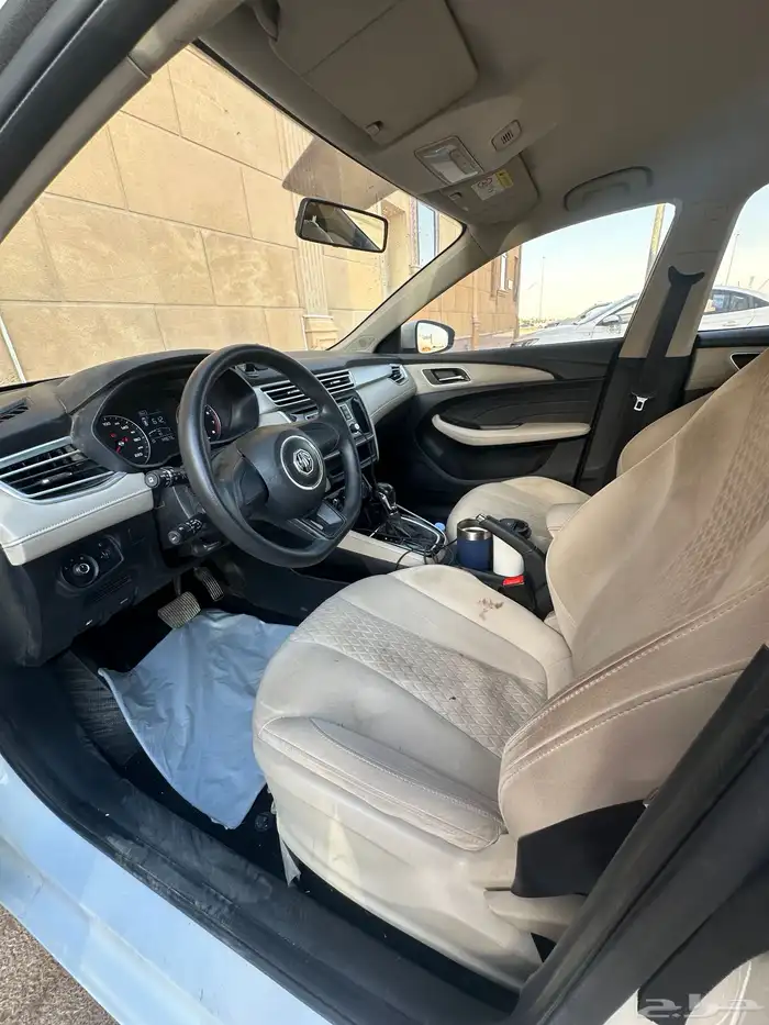 ام جي 5 2020 10