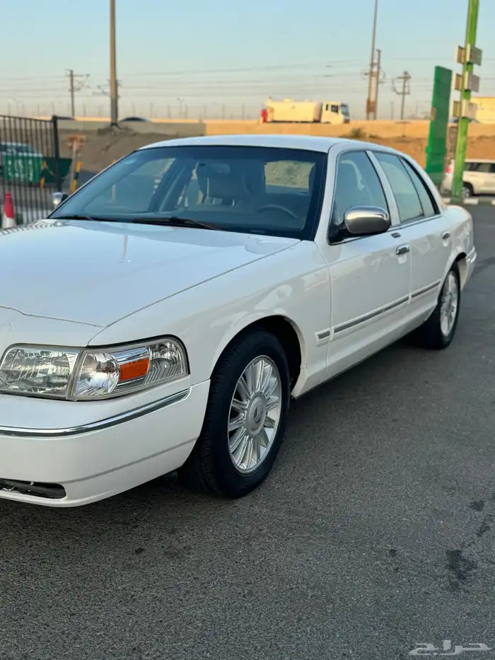 فورد قراند ماركيز 2011 LS 1