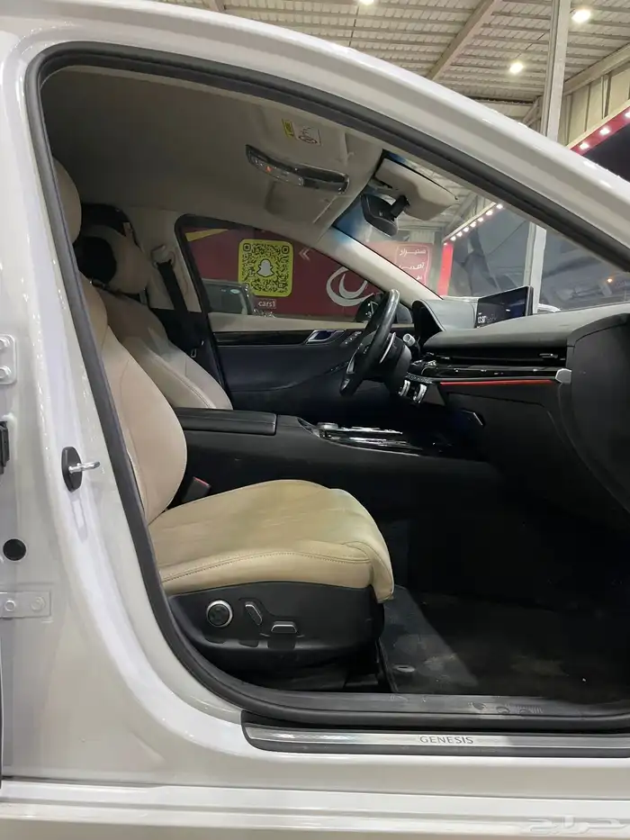 هونداي جينسس2021G80فل بدون فتحه داخلي بيج(بنزين)2.5LT 33