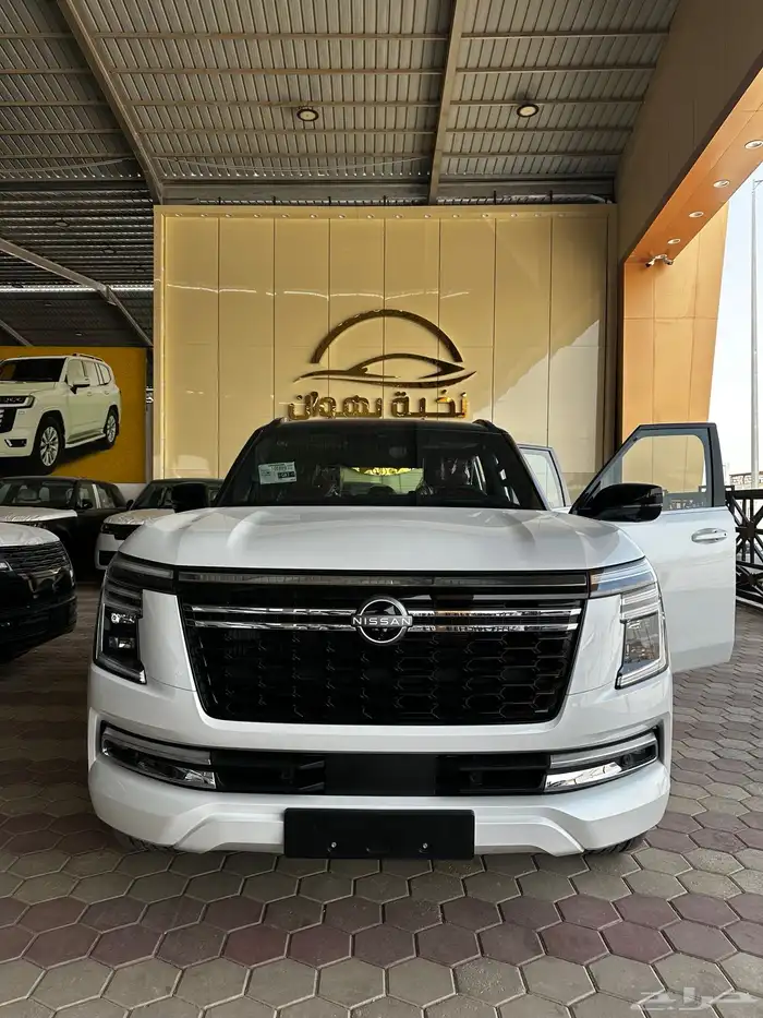 نيسان بلاتينوم فل كامل 2026 توين تربو ابيض سقف اسود 0