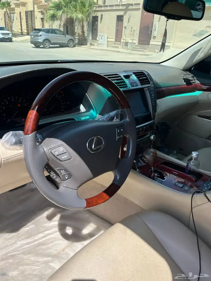 لكزس L460 2011 سعودي للبيع 11