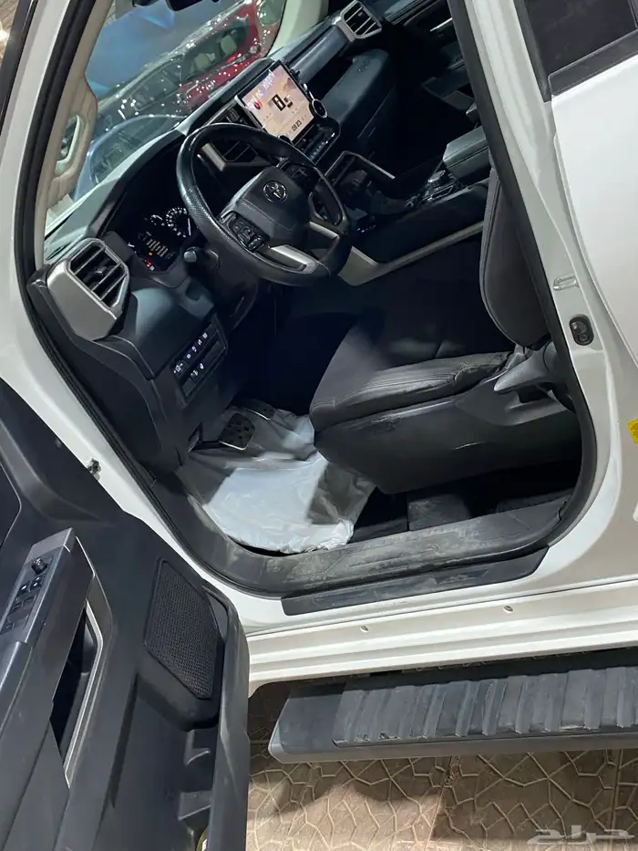 تويوتا تندرا 7