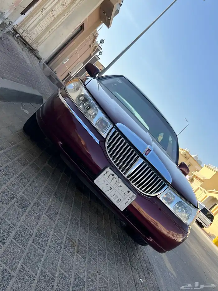 لنكولن تاون كار 1998 22