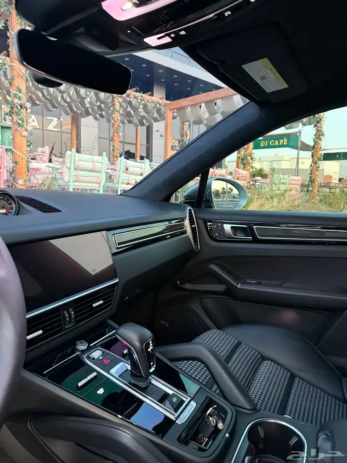 للبيع بورش كاين gts 6