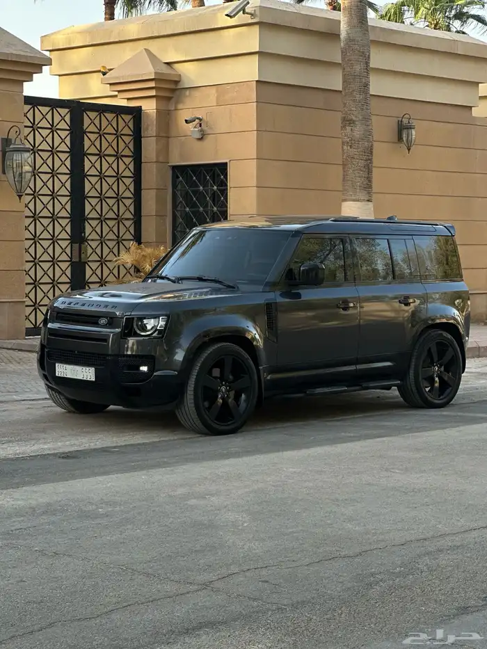 ديفندر HSE 2023 V6 كاربثيان 22