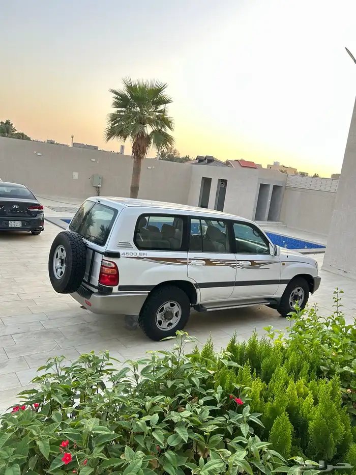 لاندكروزر 2002 (قير عادي) 7