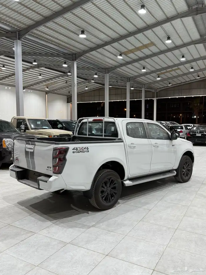 ايسوزو ديماكس GT.2025 فل كامل أصفار 4