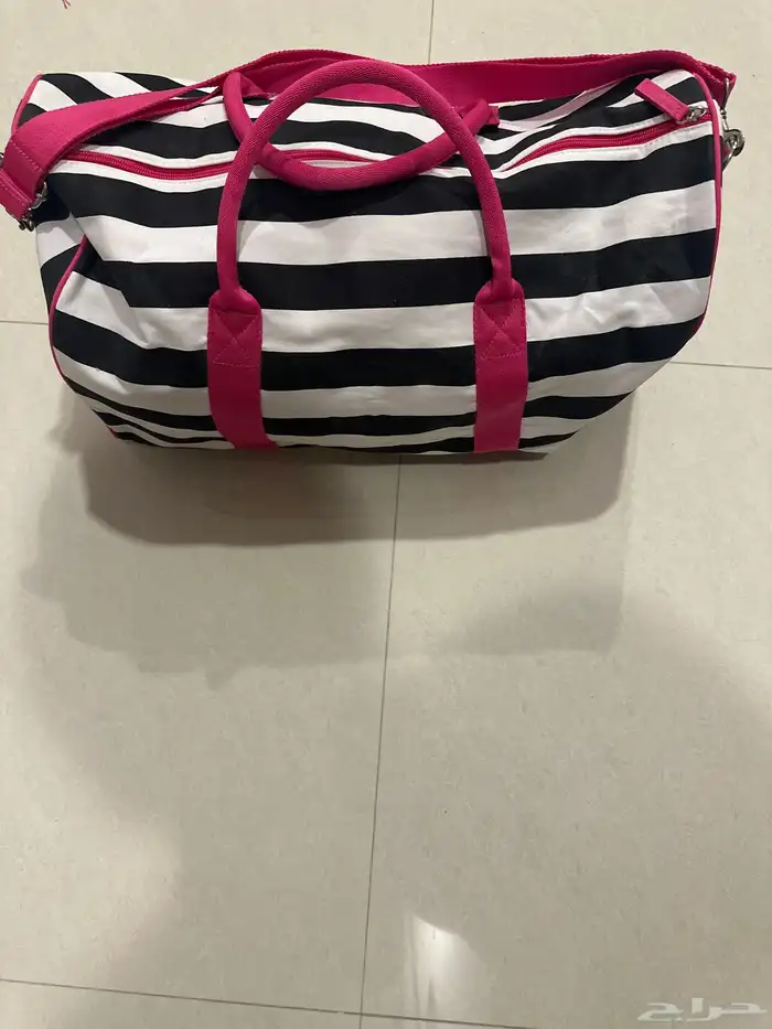 حقيبه فيكتوريا سيكريت Victoria s Secret 4