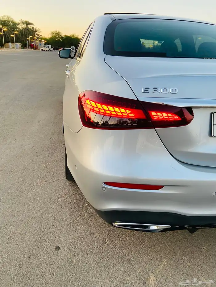 مرسيدس E300 -2021- AMG 8