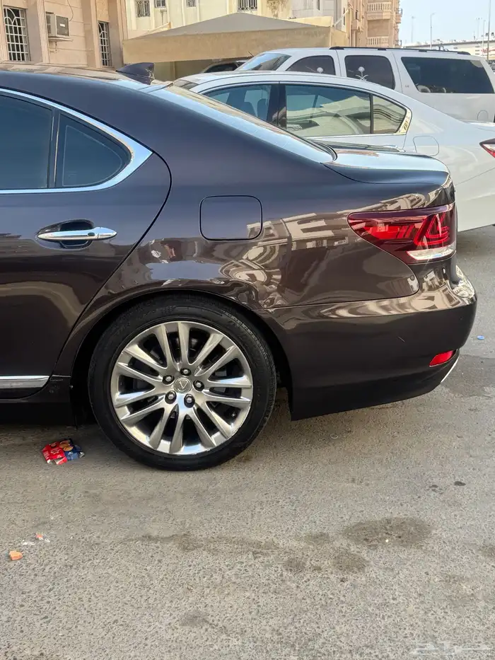 لكزس ls 460 2014 لارج 24
