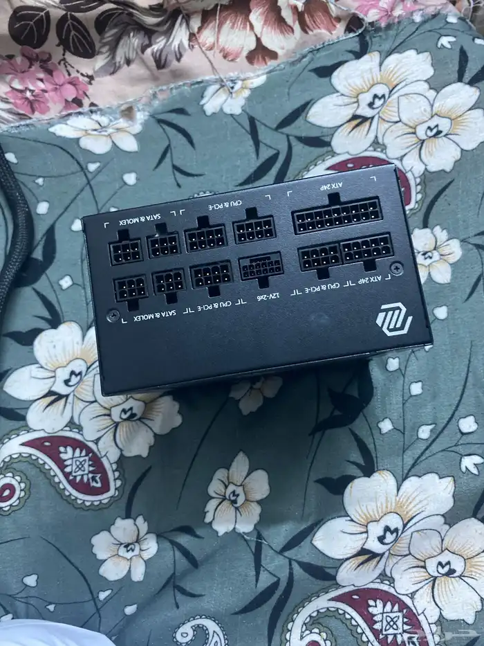 باور MIS 750W مع كابلات جديدة وكرتون   للبيع سريع 0