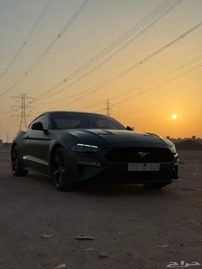 موستنج GT Premium موديل 2022-اللون الأخضر النادر- شبه جديده 13