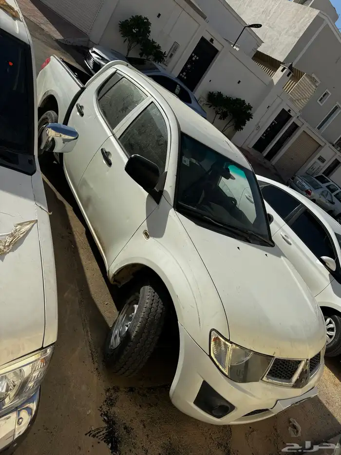 ميستوبيشي l200 0