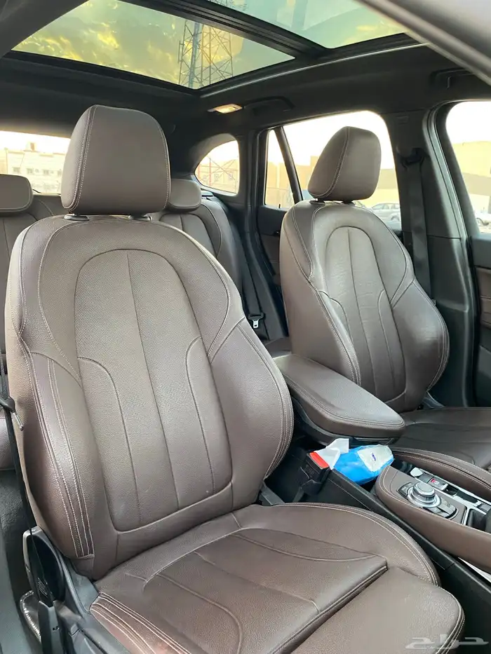 BMW X1 2016 بحالة الوكاله 12