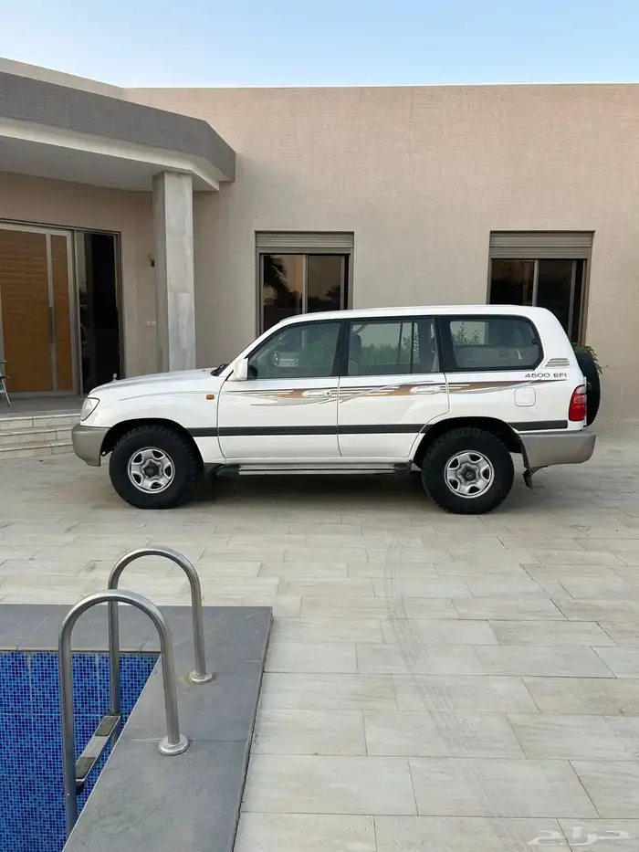 لاندكروزر 2002 (قير عادي) 2