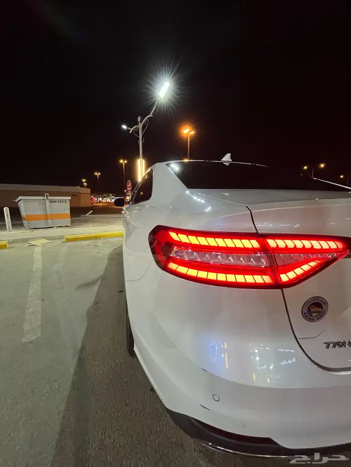 اشبيليا 10