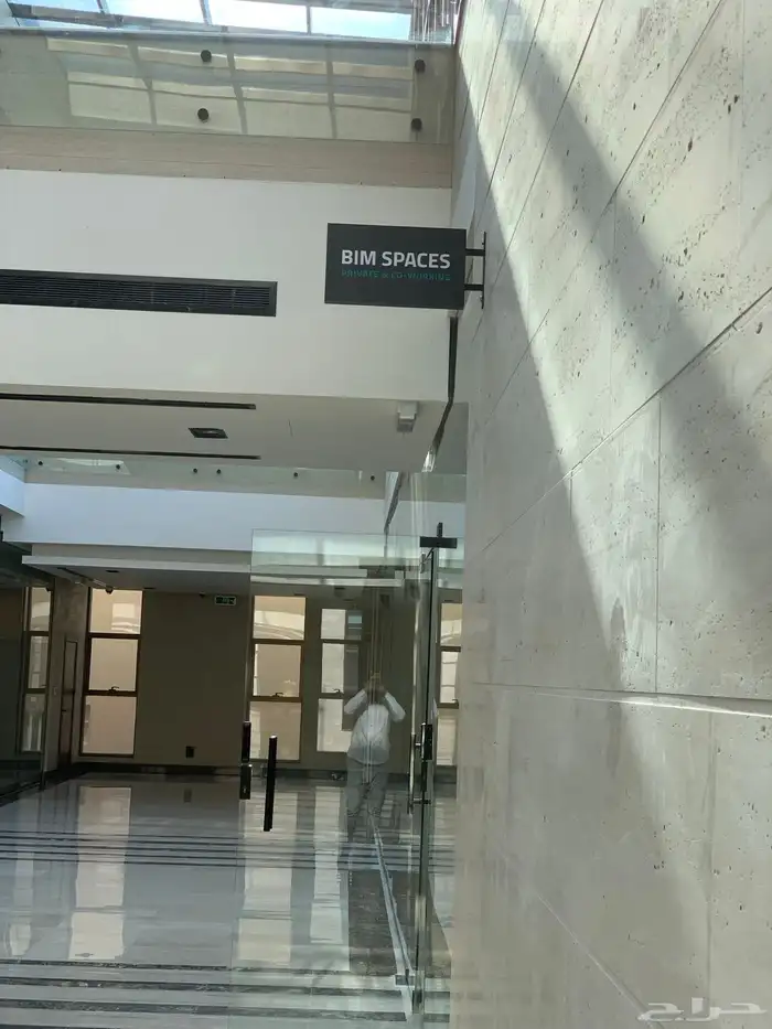 استيكرات وبنرات مشاريع كبيره مواجدين على مدار الساعه 29