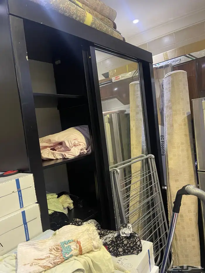 دولاب للبيع 0