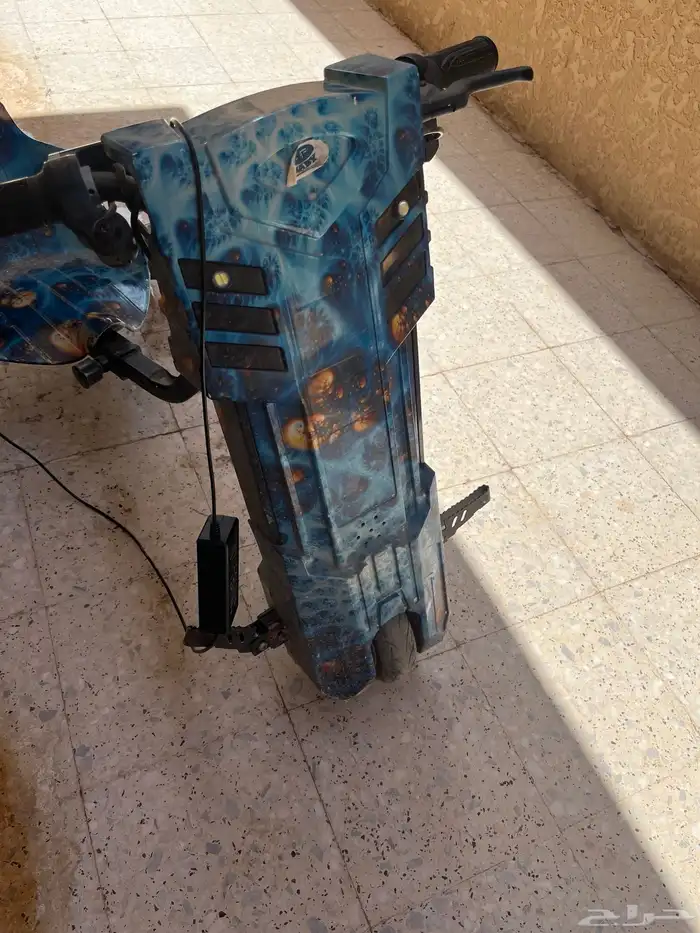 للبيع سكوتر كهربائي 2