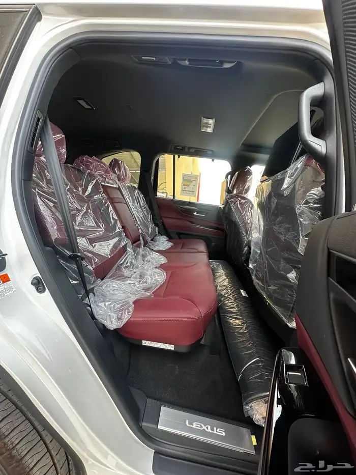 نيسان بلاتينوم فل كامل 2026 توين تربو ابيض سقف اسود 10