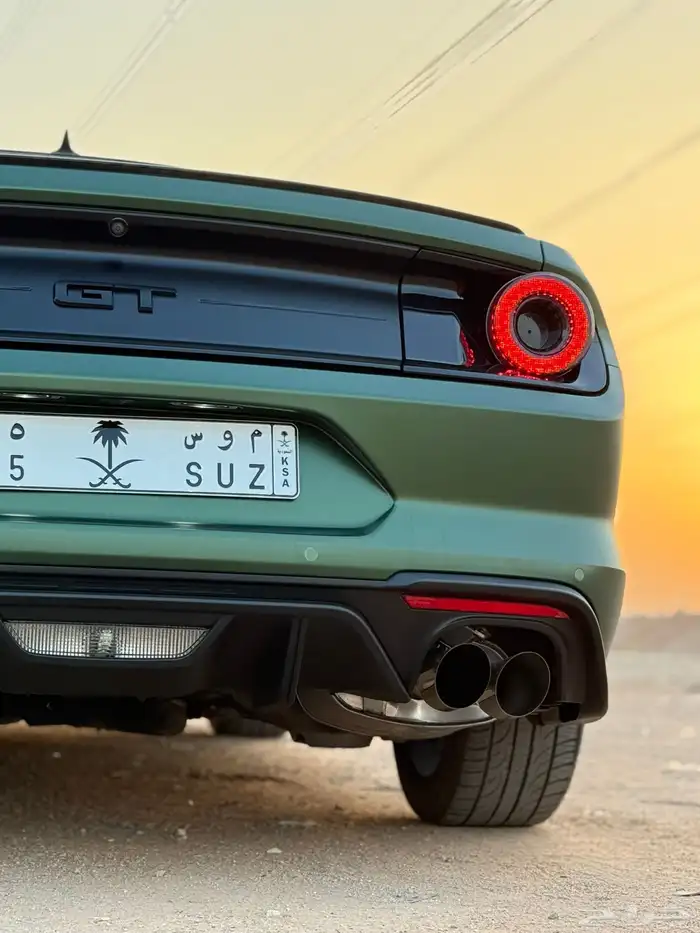 موستنج GT Premium موديل 2022-اللون الأخضر النادر- شبه جديده 8