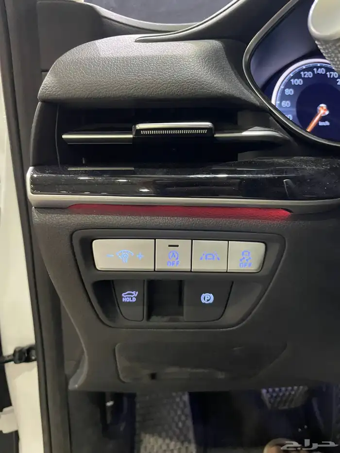 هونداي جينسس2021G80فل بدون فتحه داخلي بيج(بنزين)2.5LT 12