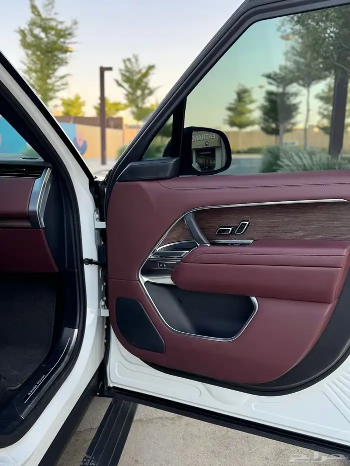 Range Rover Vogue سليم من الحوادث 13
